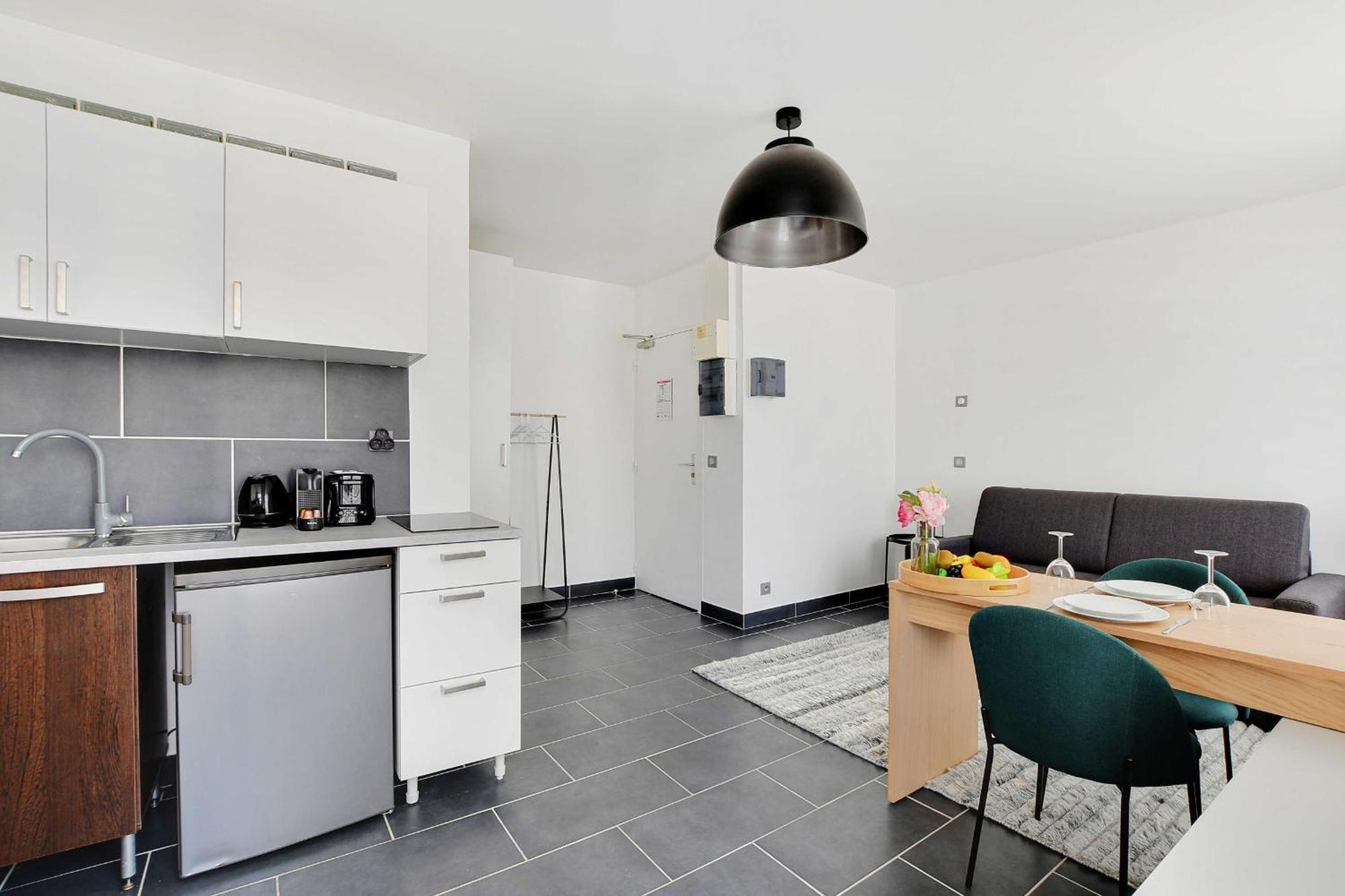 Cmg - Residence Edouard Vaillant ป็องแต็ง ภายนอก รูปภาพ