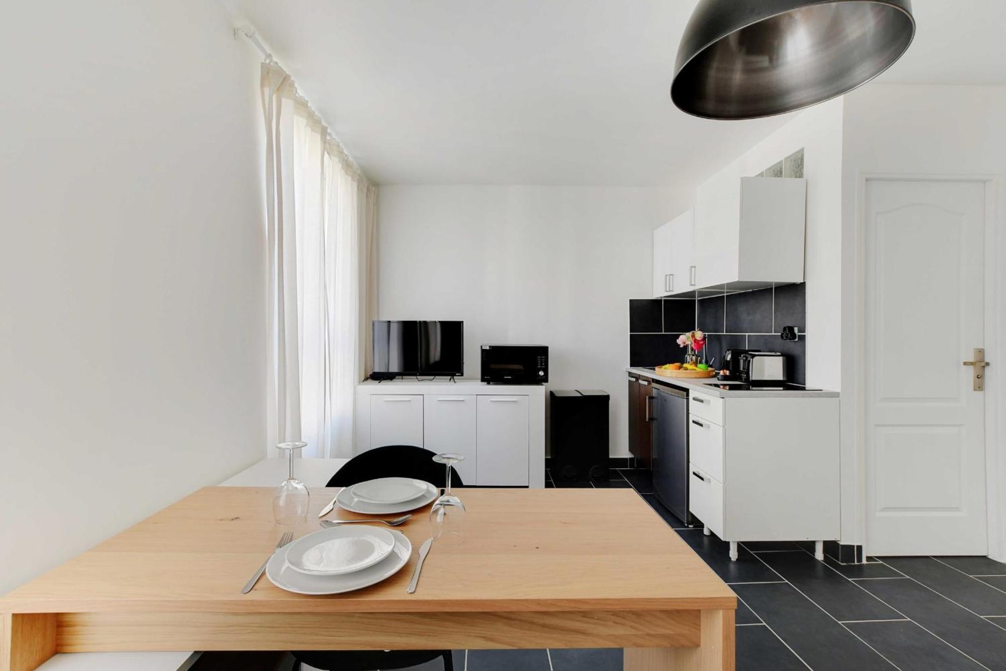 Cmg - Residence Edouard Vaillant ป็องแต็ง ภายนอก รูปภาพ