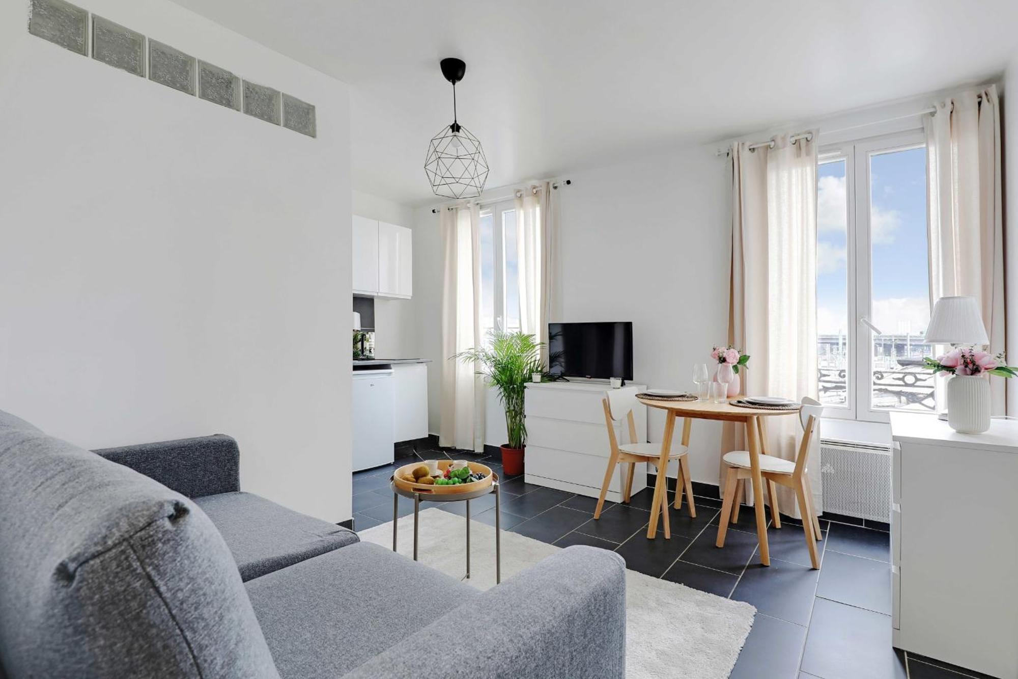 Cmg - Residence Edouard Vaillant ป็องแต็ง ภายนอก รูปภาพ