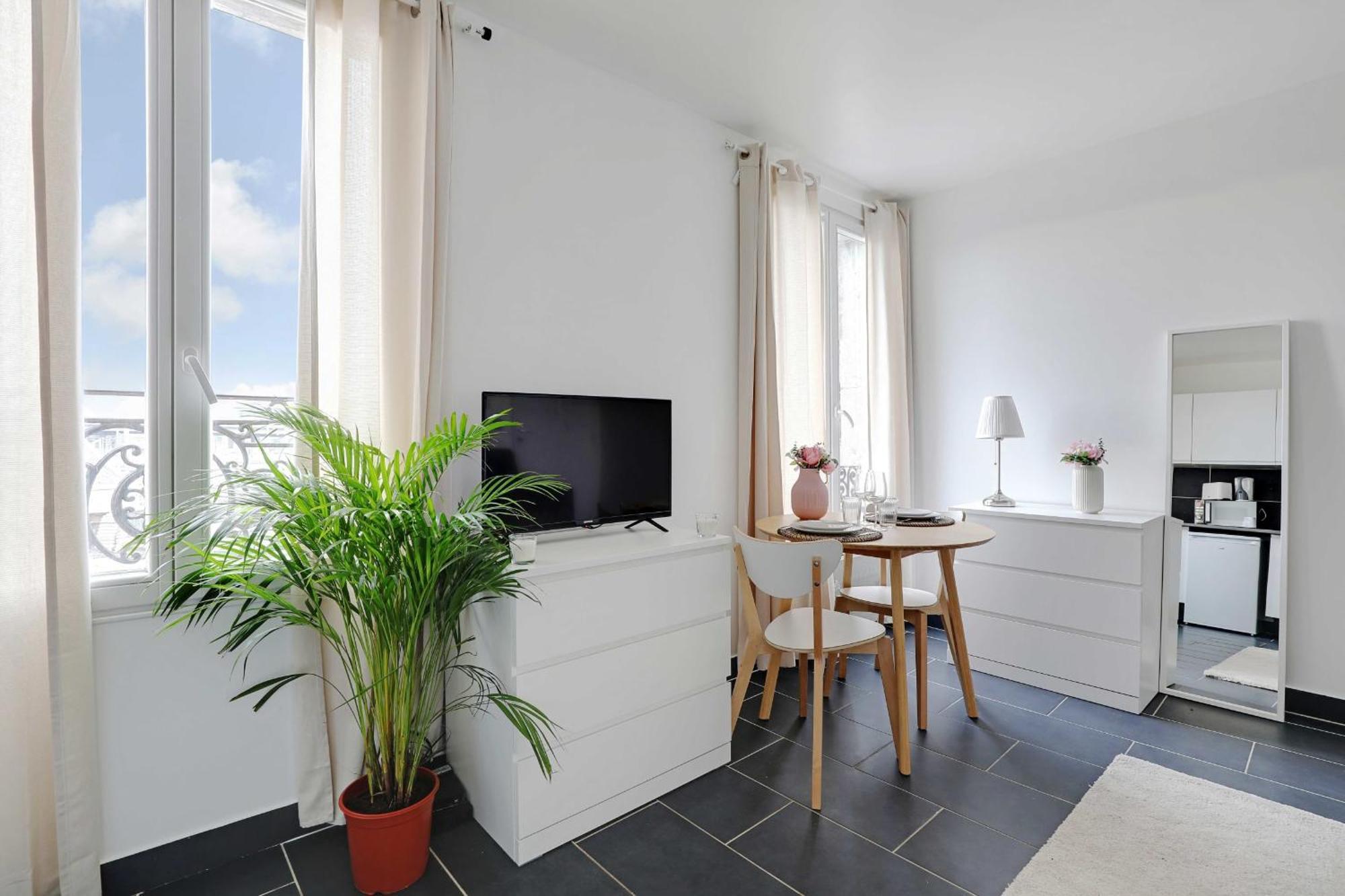 Cmg - Residence Edouard Vaillant ป็องแต็ง ภายนอก รูปภาพ